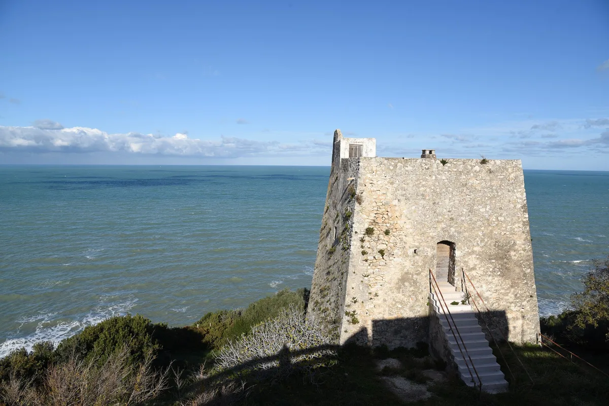 Cosa vedere a Peschici: un viaggio tra storia e bellezze naturali